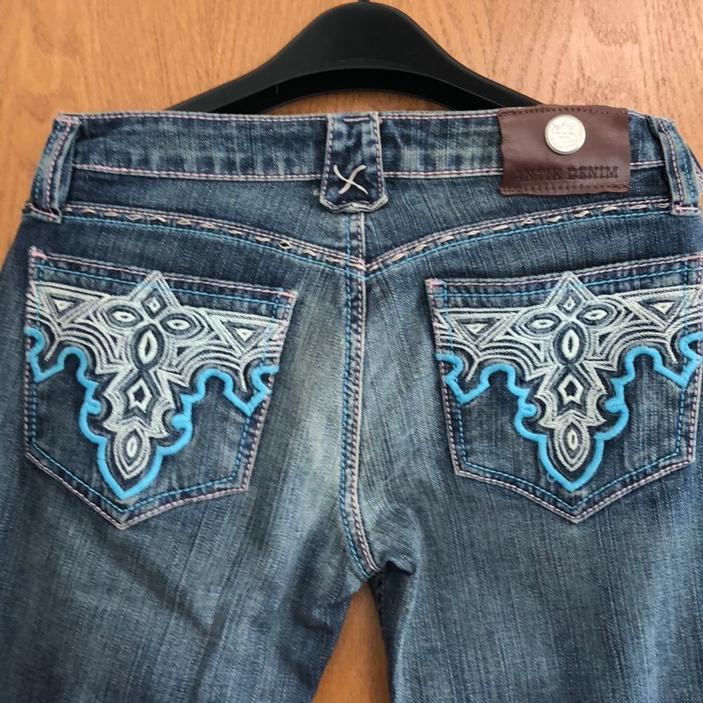 Antik denim boot cut embroidered pocket jeans NWOT Size 27 - Picture 4 of 8